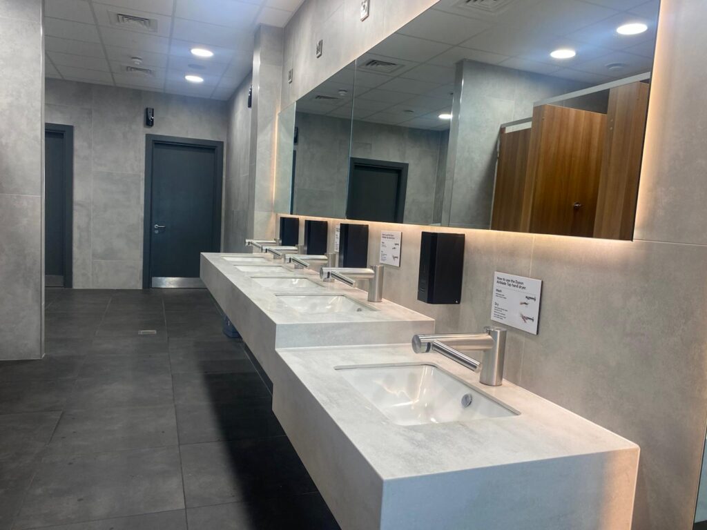 Commercial Washroom Refurbishment - A Modern Upgrade in Form & Function